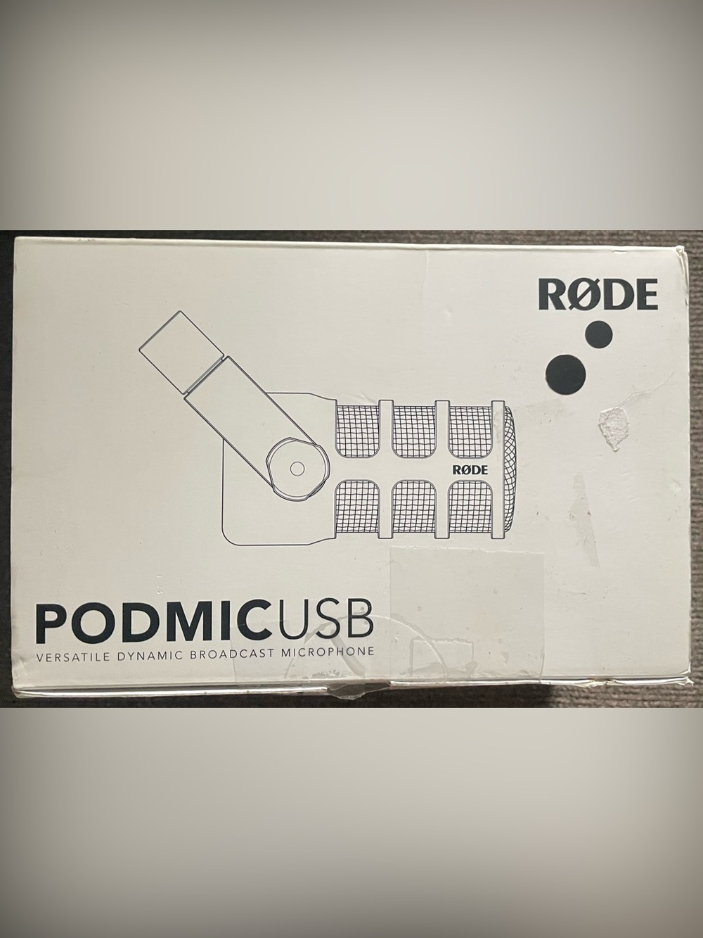 RØDE White USB Broadcast Microphone - Professional Podcast Mic